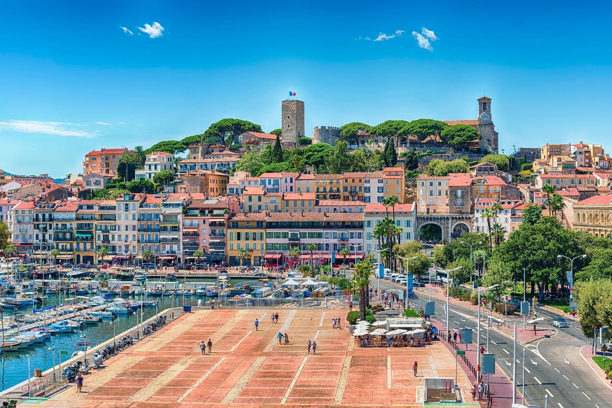 Quai St Pierre 2 Bedrooms With Balcony And Sea View Cannes