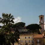 Cannes Quai St Pierre 2 Bedrooms Apt With Balcony And Sea View