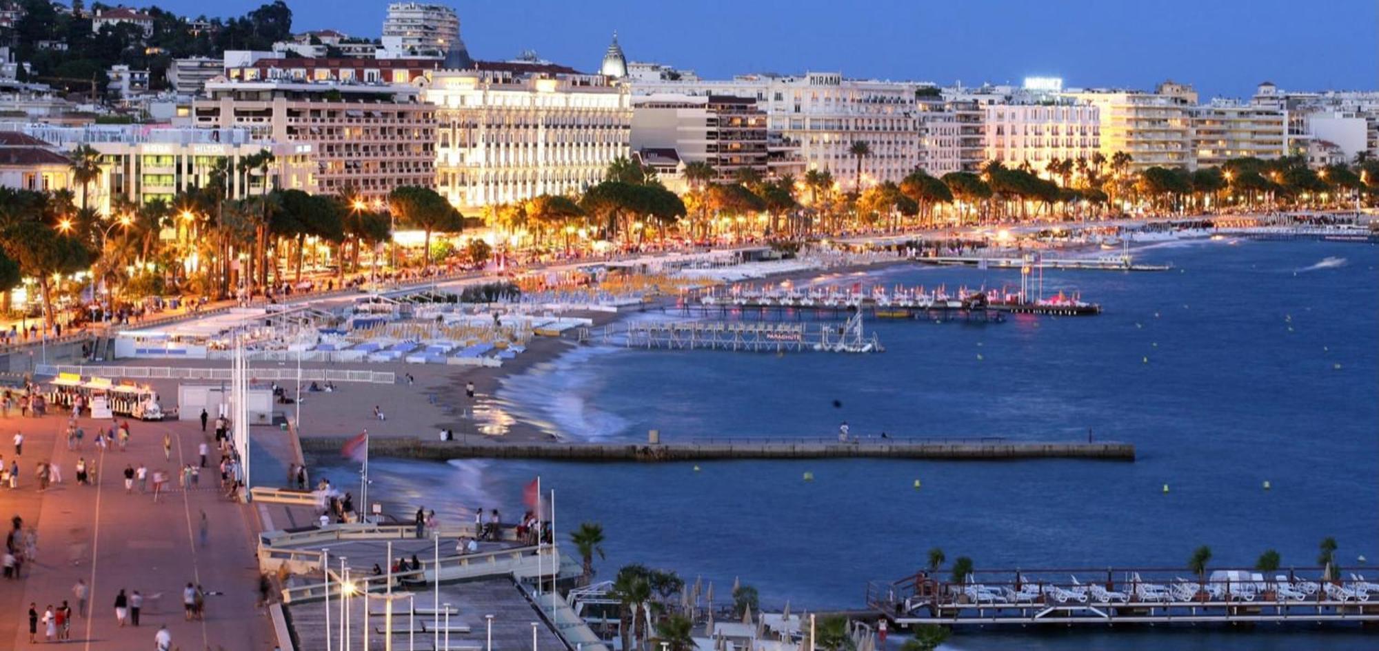 Quai St Pierre 2 Bedrooms With Balcony And Sea View Apartment Cannes