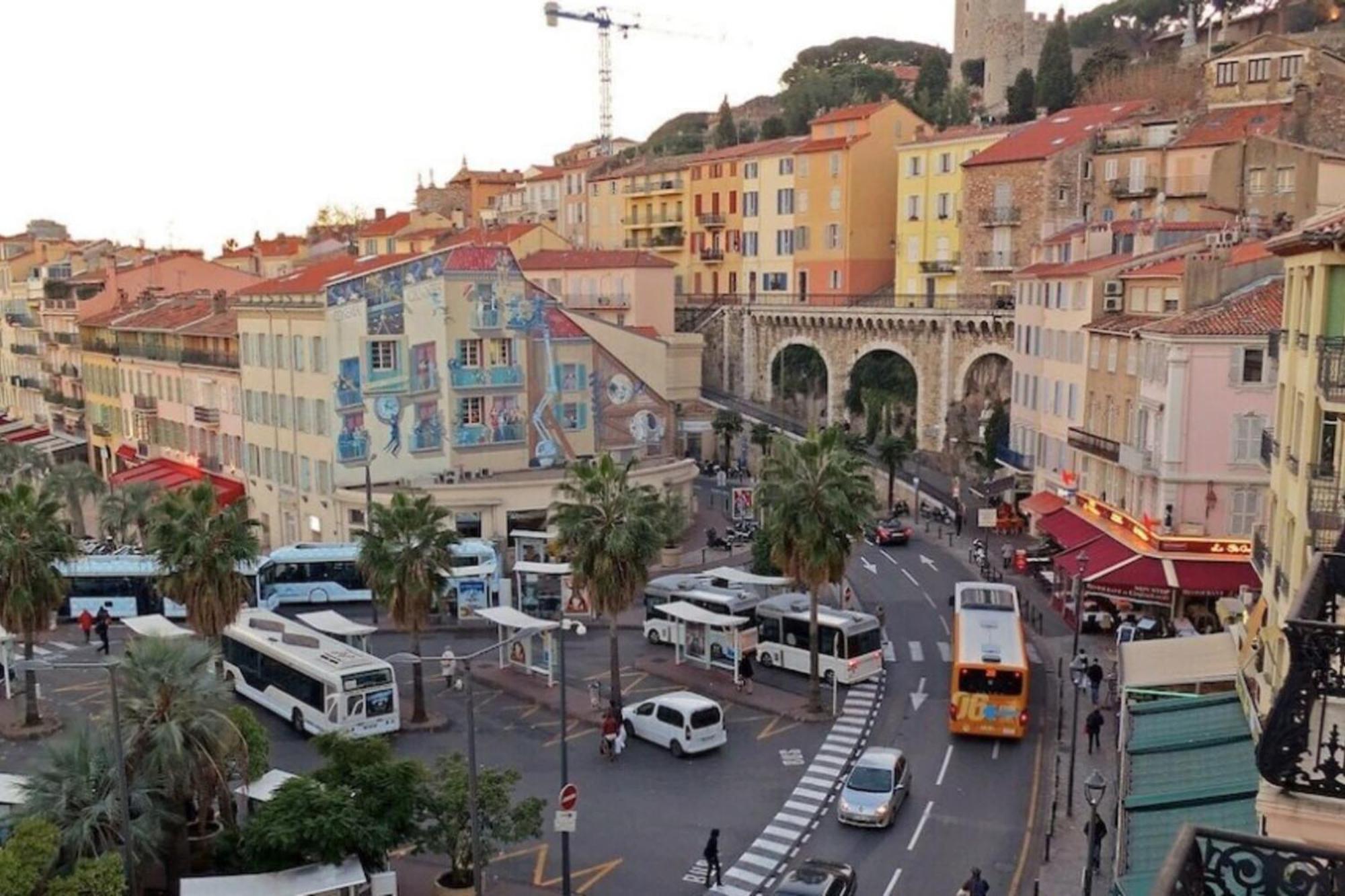 Quai St Pierre 2 Bedrooms With Balcony And Sea View Apartment