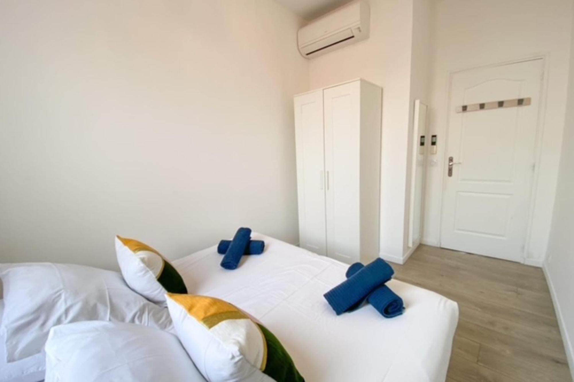 Apartment Quai St Pierre 2 Bedrooms With Balcony And Sea View Cannes